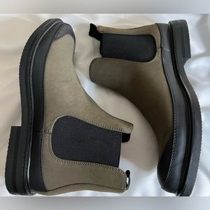 Kenneth Cole Men’s suede boots